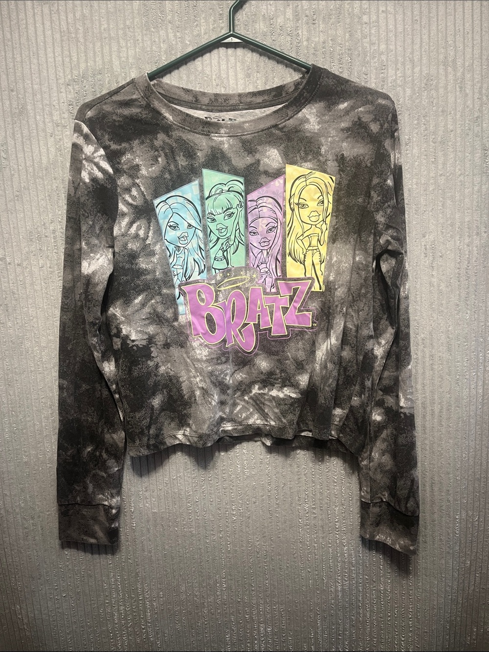 Bratz woman’s Gray Tie-Dye Cropped Long Sleeve Tee with Pastel Graphic Medium